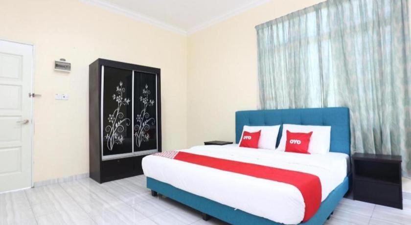 Kampung Raja Oyo 89607 Aloha Chalet מראה חיצוני תמונה