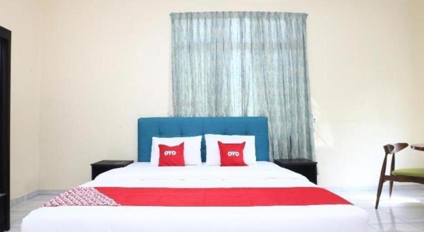 Kampung Raja Oyo 89607 Aloha Chalet מראה חיצוני תמונה