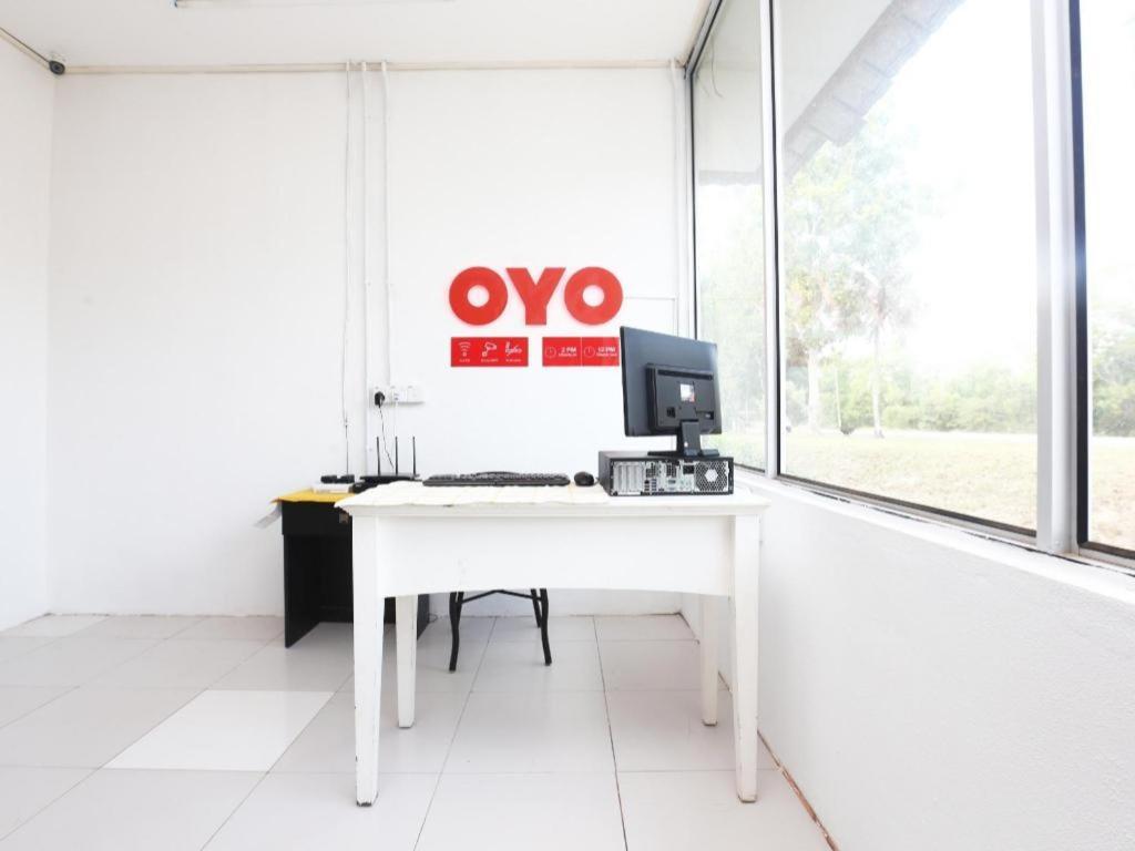 Kampung Raja Oyo 89607 Aloha Chalet מראה חיצוני תמונה