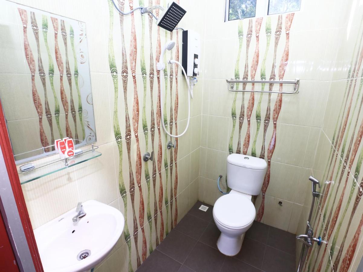 Kampung Raja Oyo 89607 Aloha Chalet מראה חיצוני תמונה